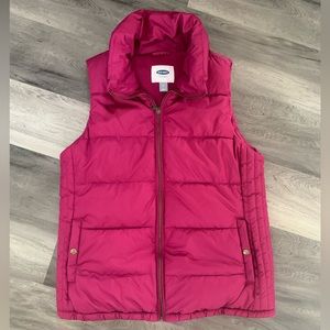 Old Navy Women’s Puffer Vest - Sz Medium